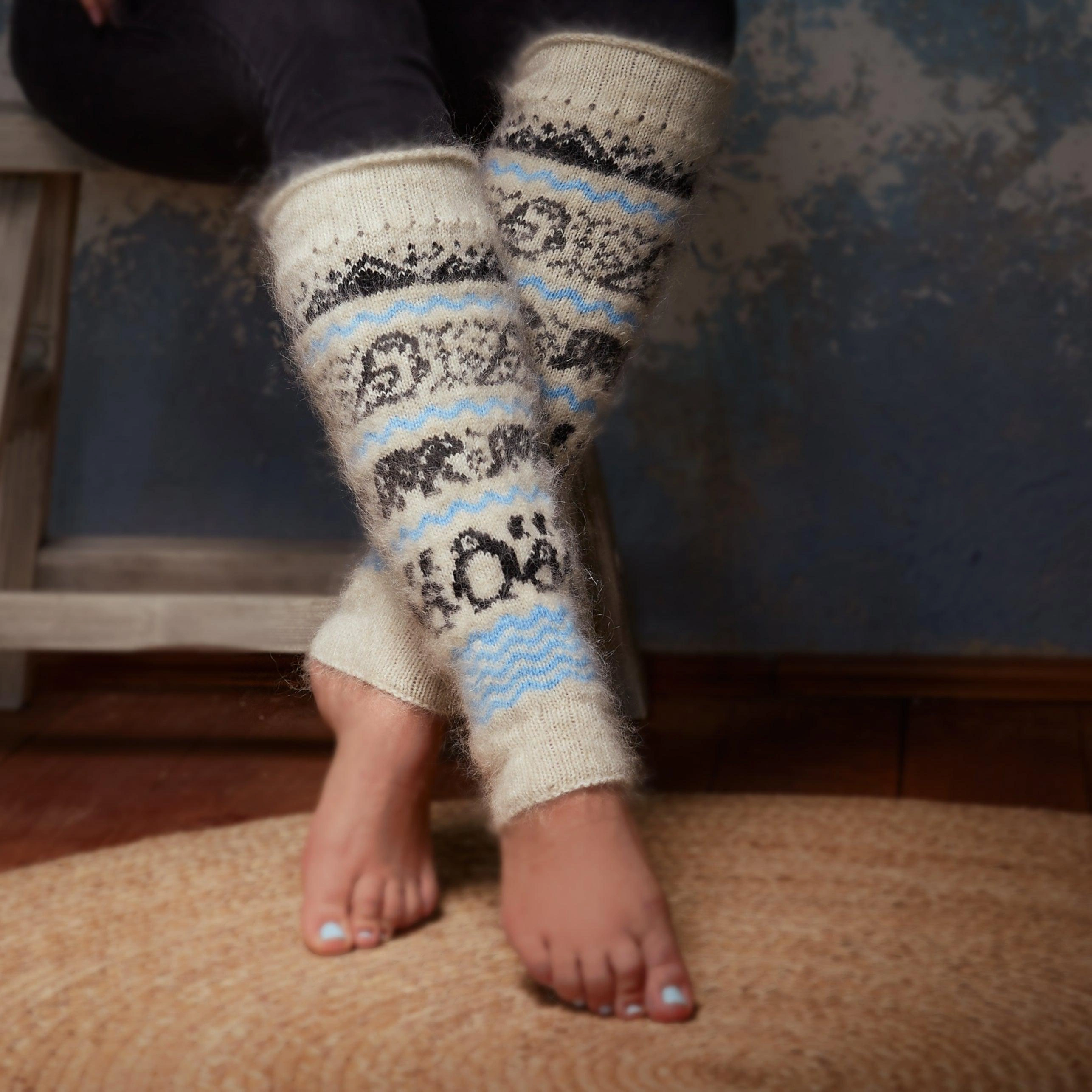 Cozy Arctic Goat Wool Leg Warmers: Stay Warm & Stylish All Winter Long!