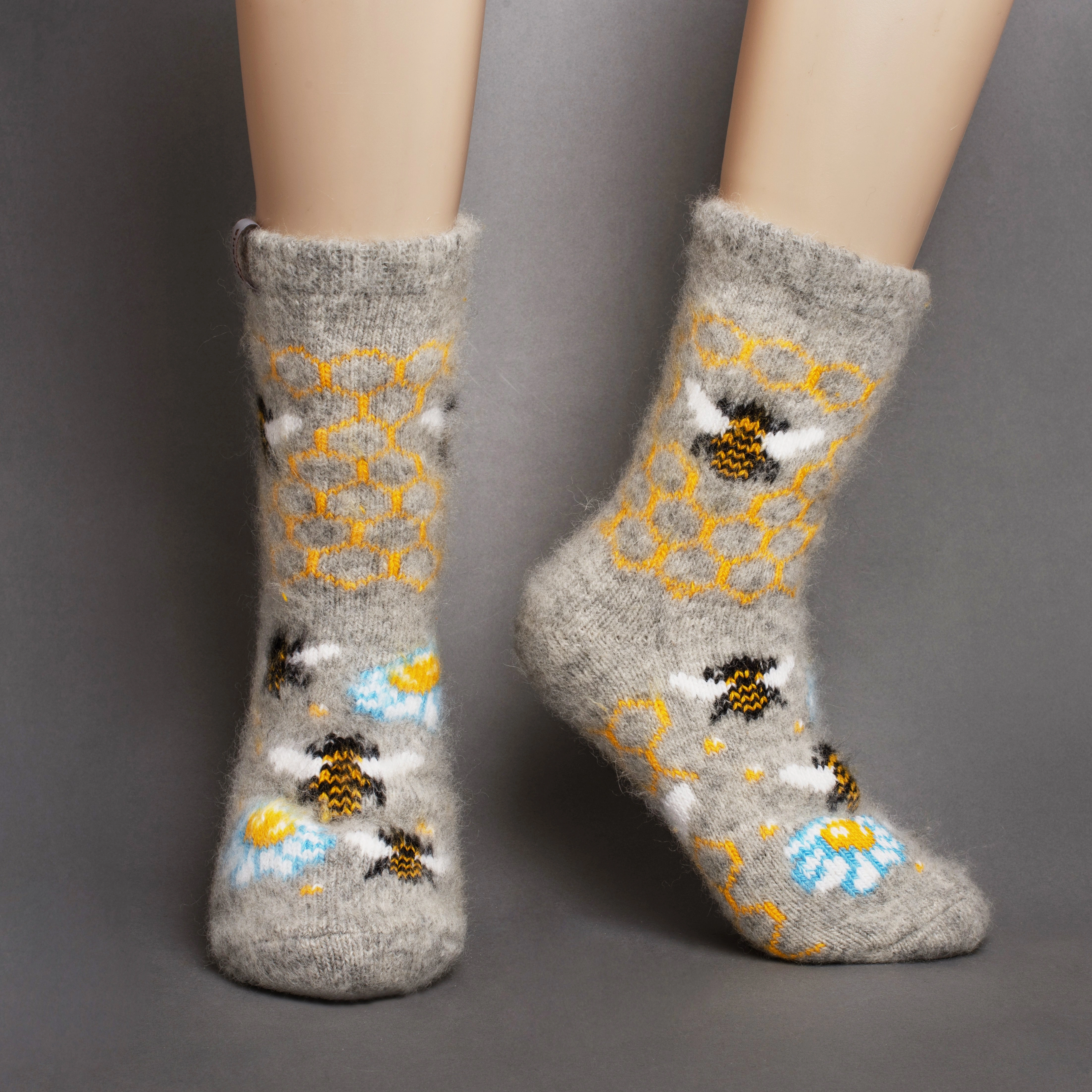 Cozy Bee Merino Wool Crew Socks: Warm Comfort for Every Step.